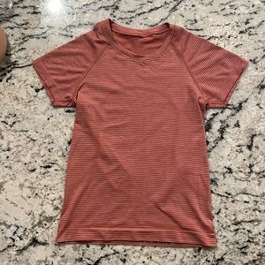 Size 4 — Lululemon swiftly tee 2.0 race length